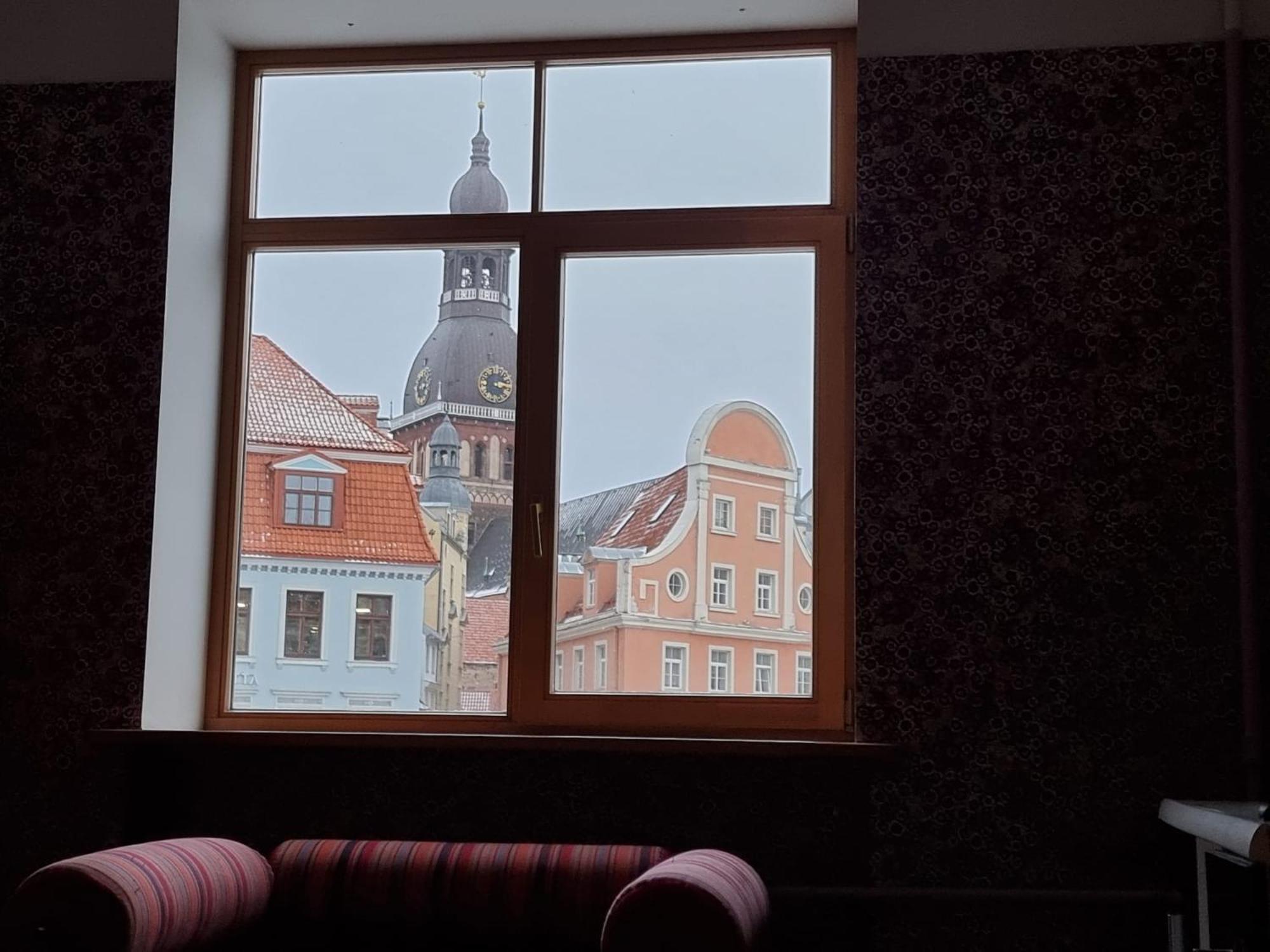 Apartament 2 Bedroom Next To Hall With Parking *