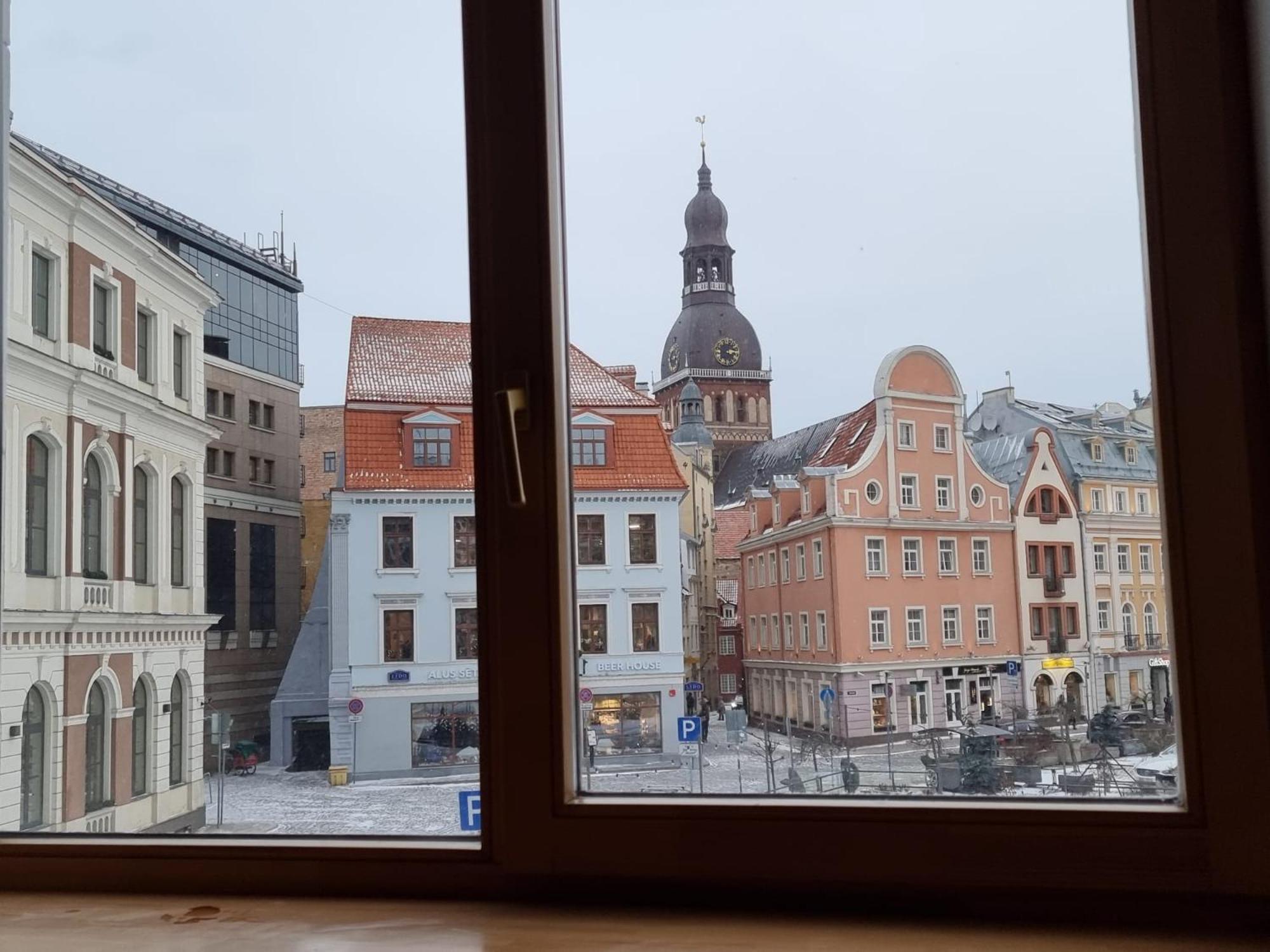 Апартаменты 2 Bedroom Next To Hall With Parking *