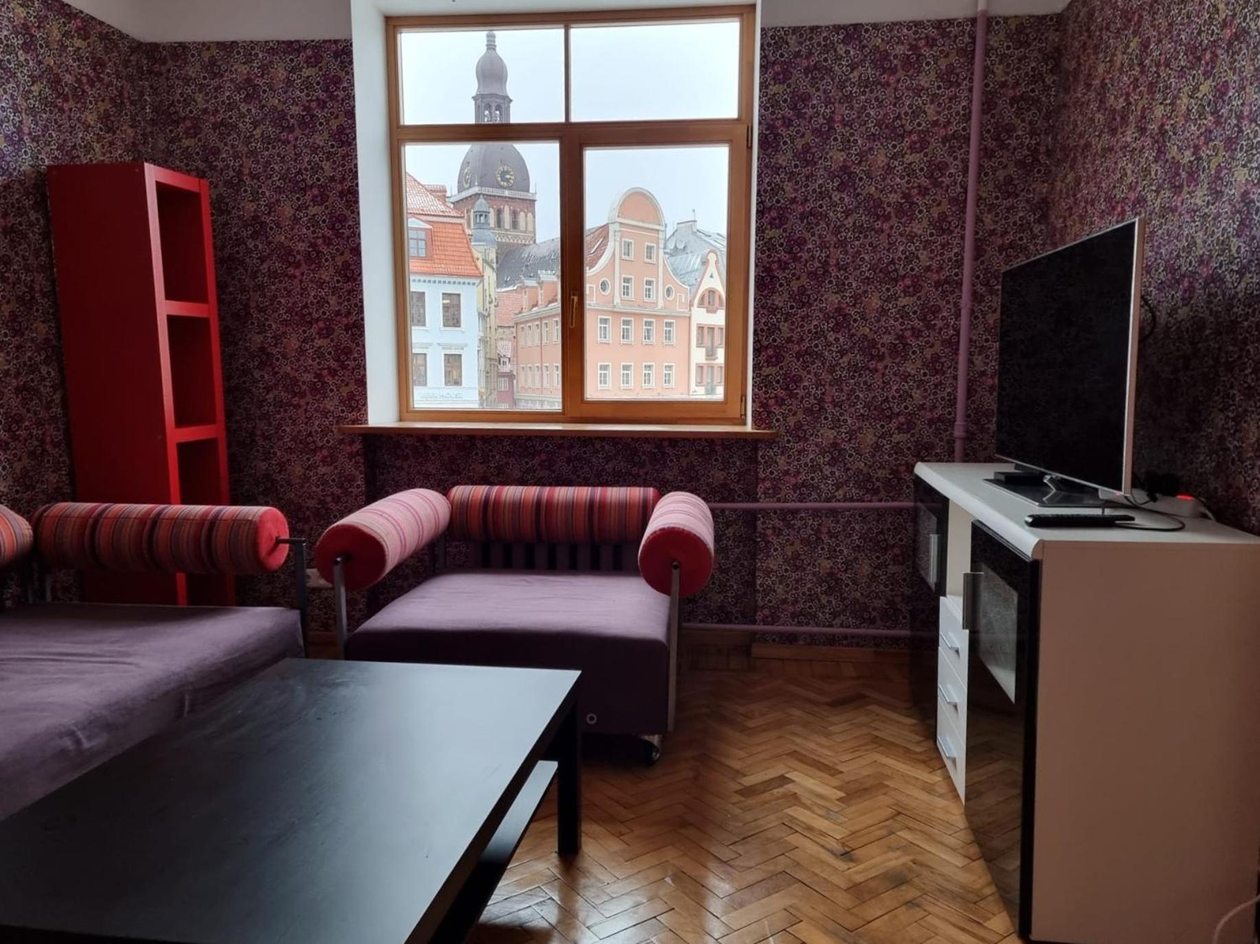 2 Bedroom Next To Hall With Parking * Ryga