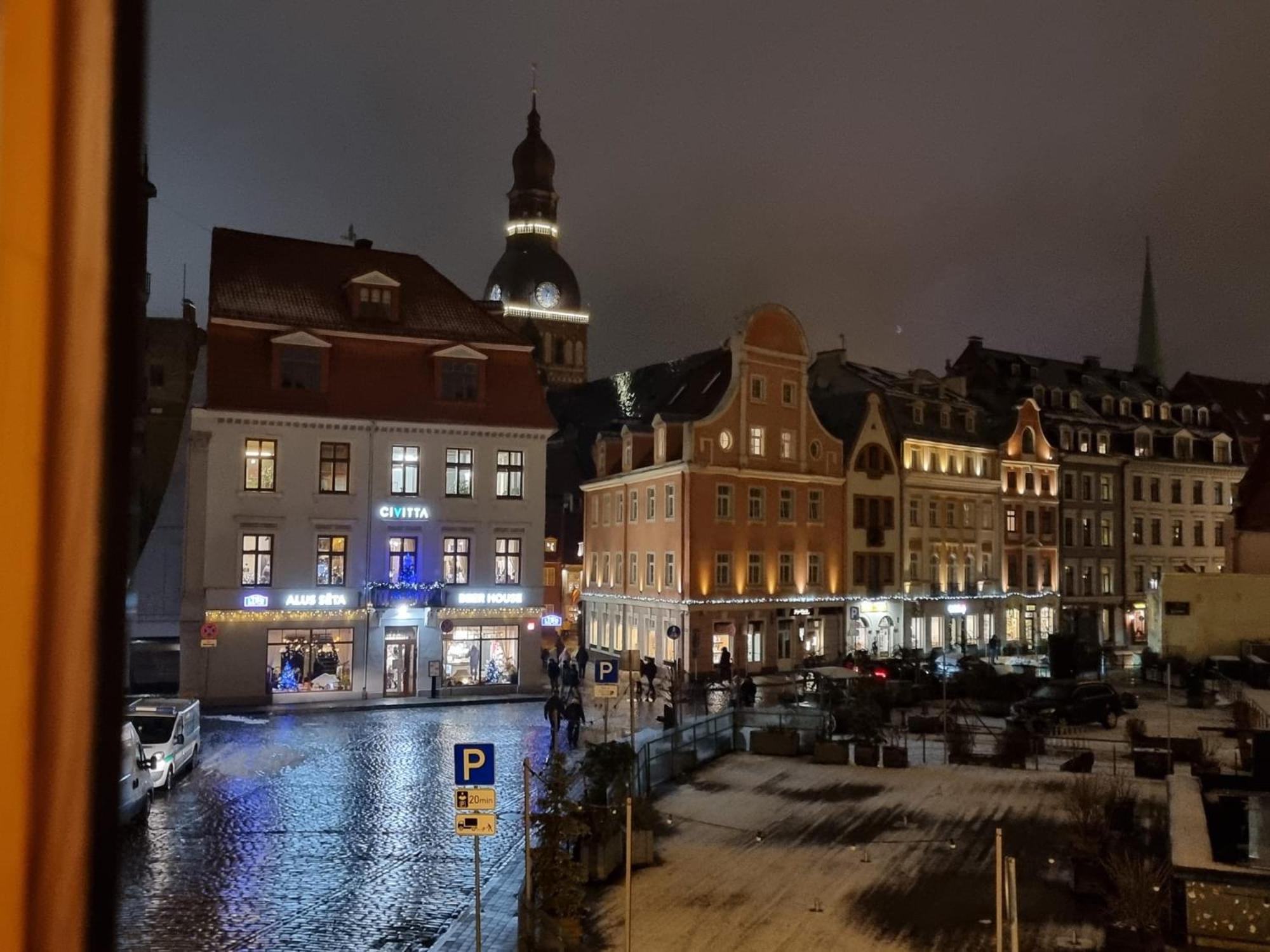 Apartament 2 Bedroom Next To Hall With Parking